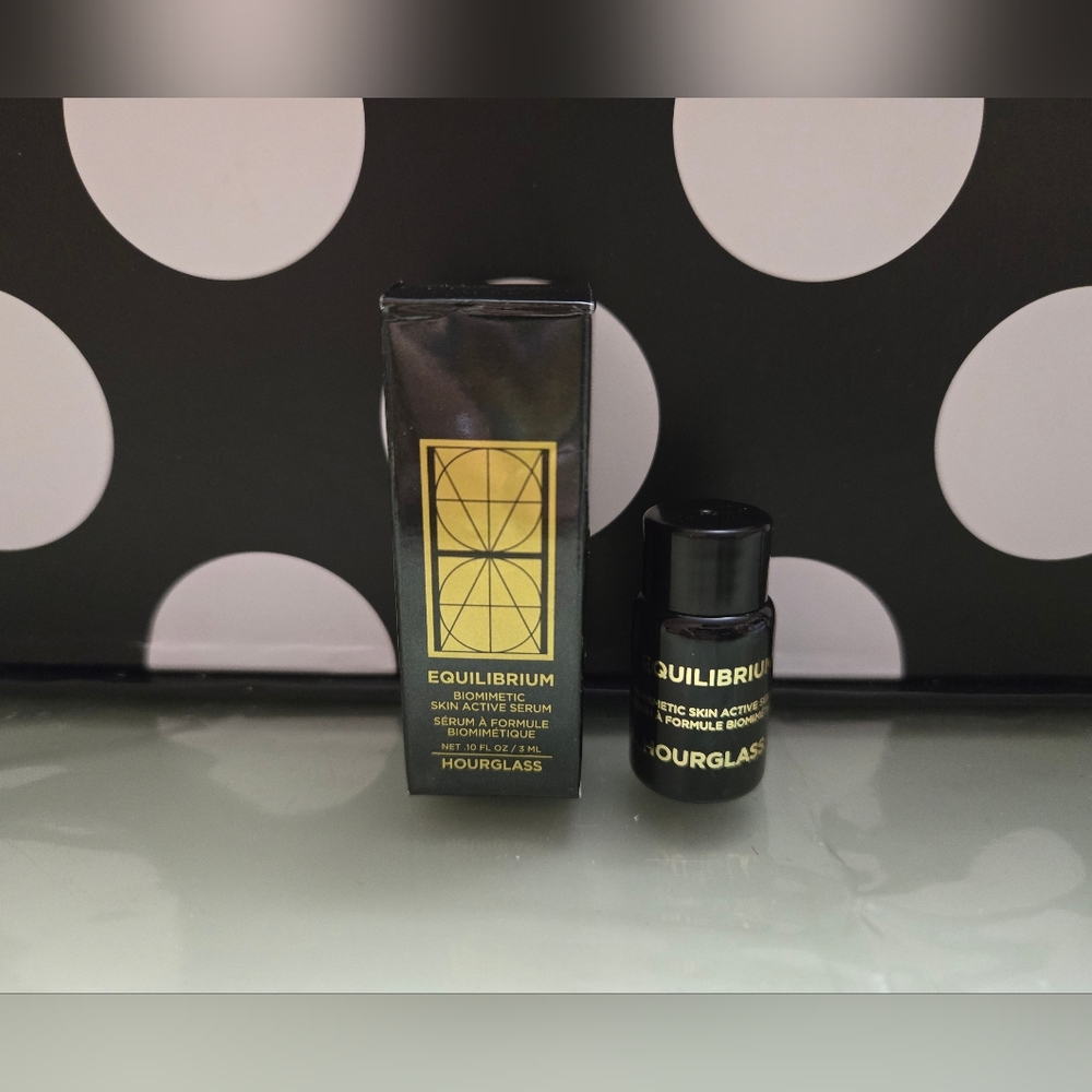 2/$15✨️Hourglass Serum✨️